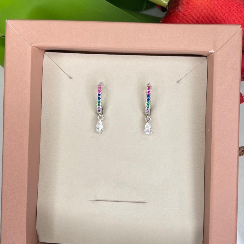 ARGOLA MICROCRAVAÇÃO COLORIDA COM PINGENTE GOTA RODIO BRANCO