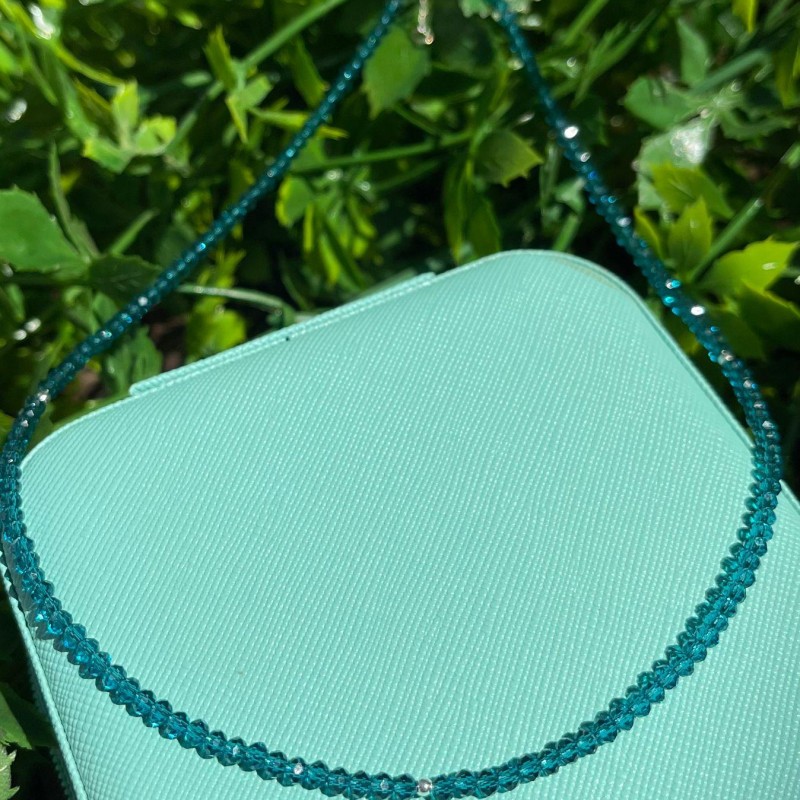 CHOKER CRISTAIS NA CORA AZUL PRATA 925