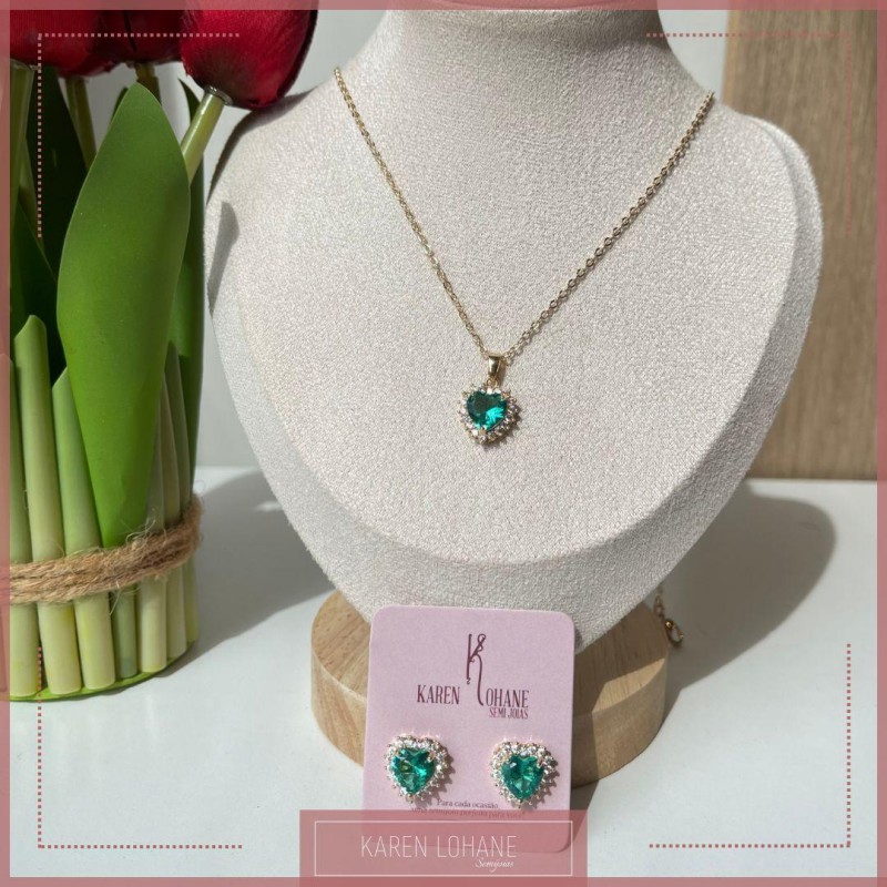CONJUNTO CORAÇÃO PEDRA VERDE BANHO OURO
