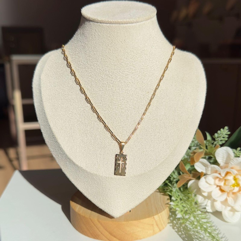 COLAR CORRENTE CARTIER COM PINGENTE PLACA DESENHO CRUZ