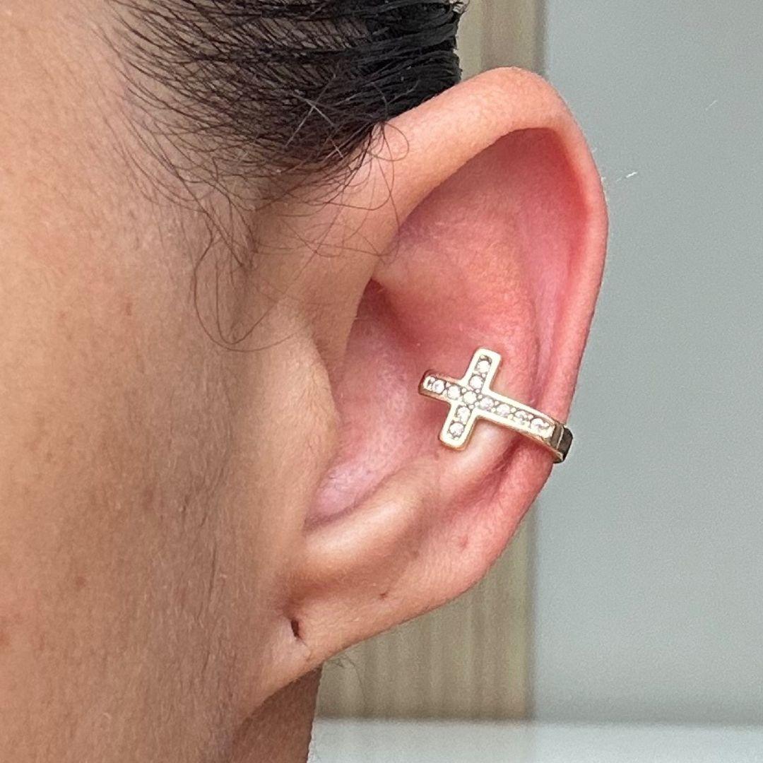PIERCING FAKE CRUZ